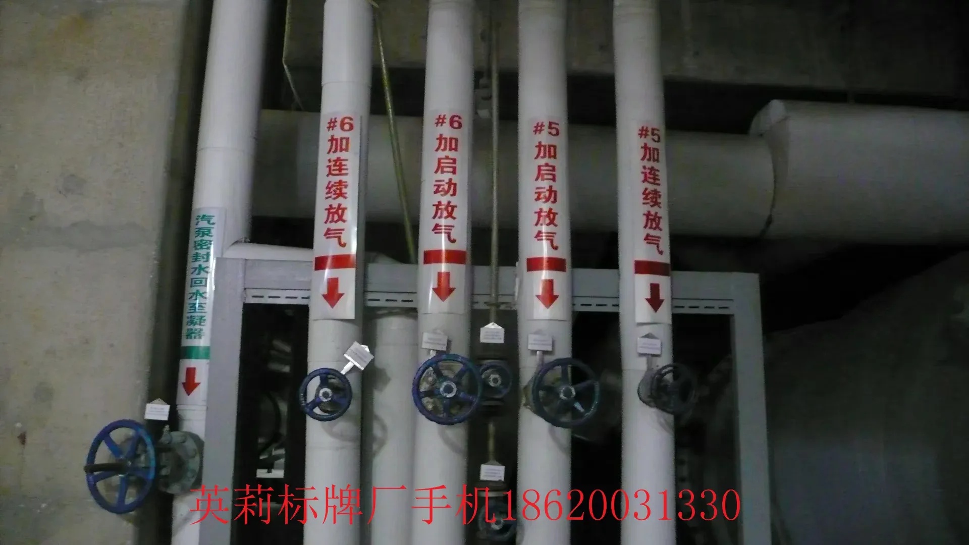 CF穿越火线外挂视频揭秘：游戏公平性为何屡遭挑战？